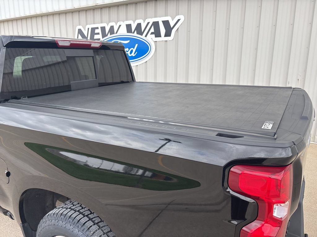 Used 2024 Chevrolet Silverado 1500 RST AWD/4WD image 8