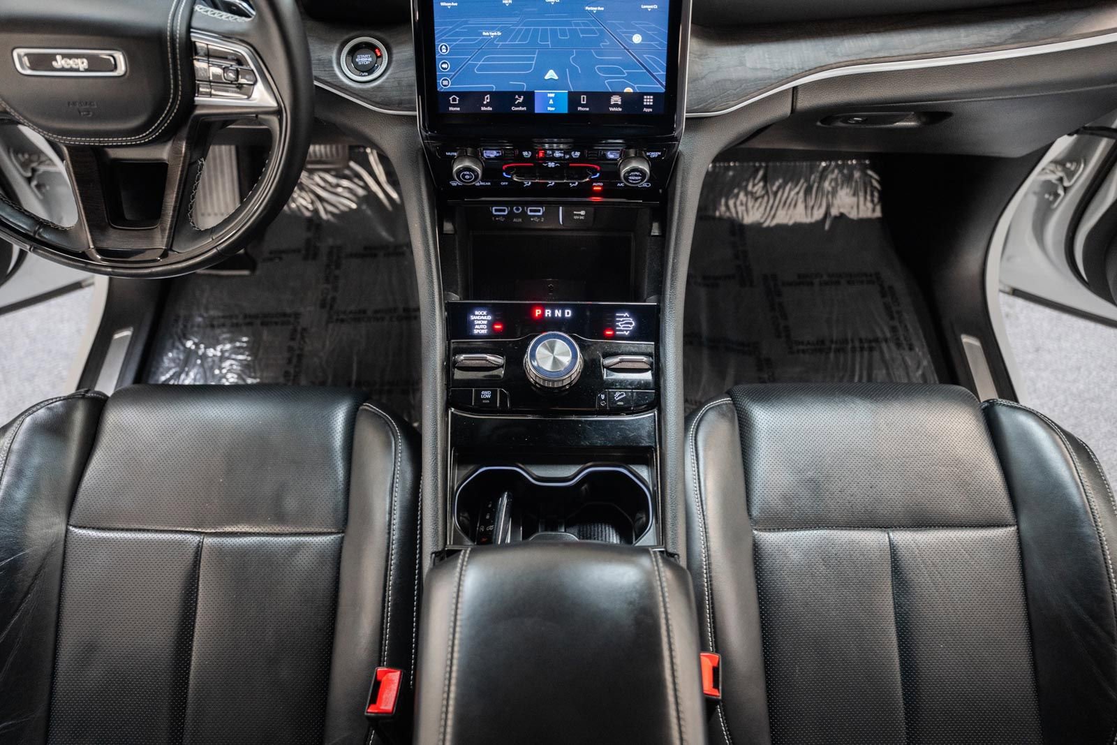 Used 2021 Jeep Grand Cherokee L Overland w/ Advanced Protech Group III AWD/4WD image 29