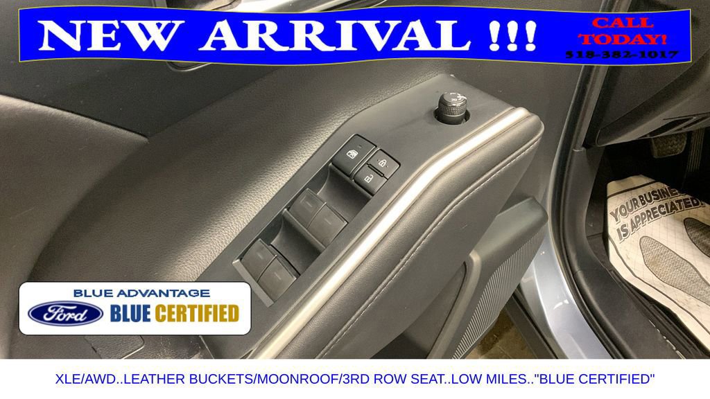 Used 2020 Toyota Highlander XLE image 32