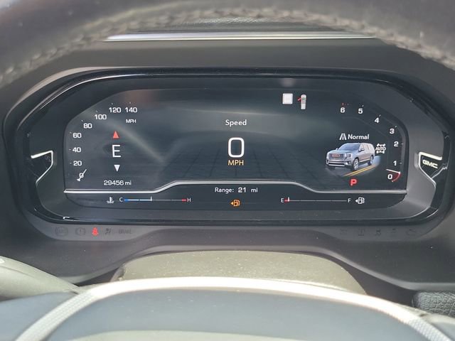 Used 2022 GMC Yukon XL Denali image 25