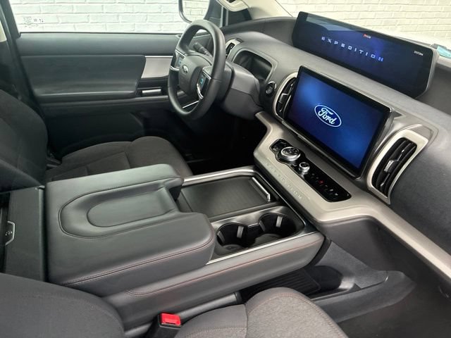 Certified 2025 Ford Expedition Active RWD image 49