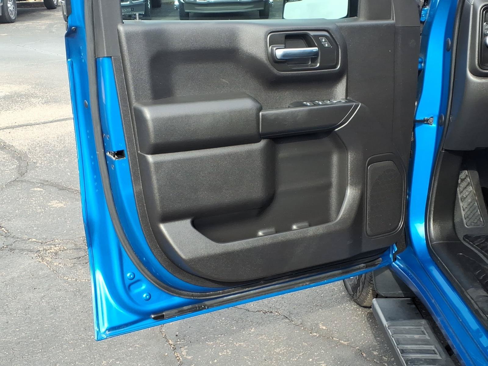 Used 2023 Chevrolet Silverado 1500 Custom RWD image 21