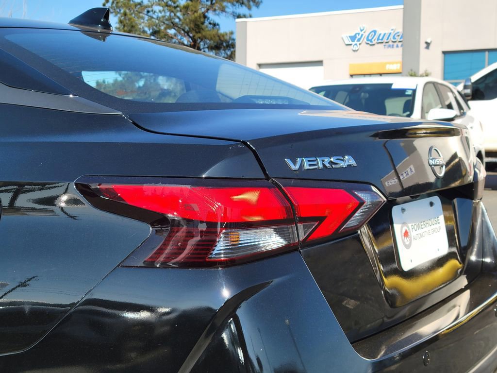 Used 2025 Nissan Versa SV image 11
