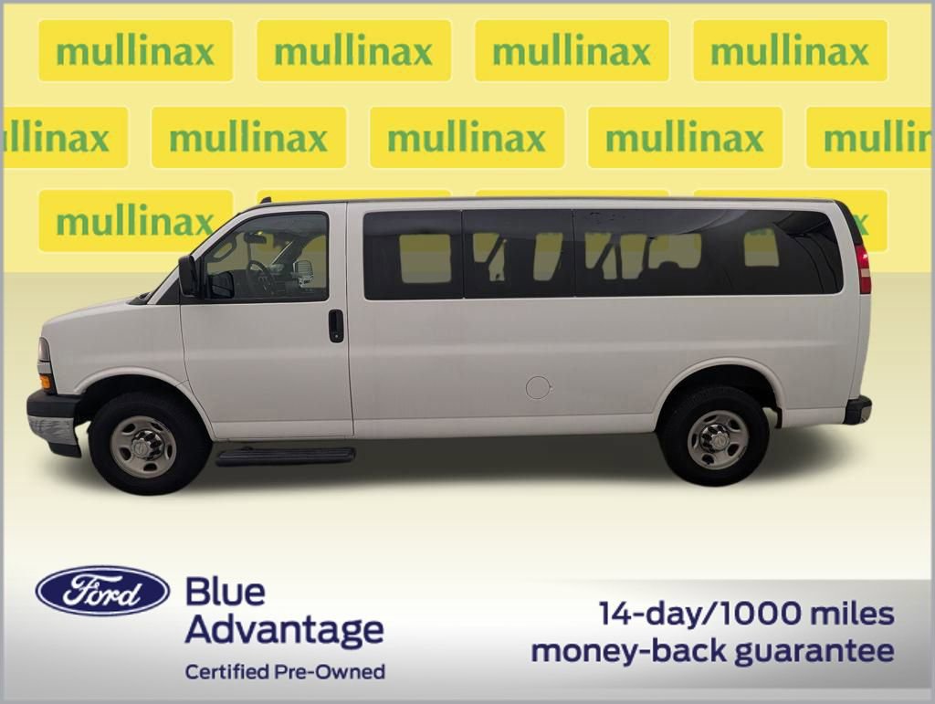 Used 2018 Chevrolet Express 3500 LT w/ LT Preferred Equipment Group image 2