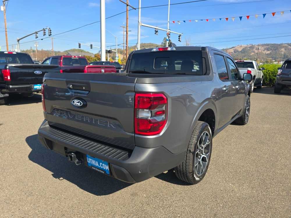 Certified 2025 Ford Maverick Lariat AWD/4WD image 5