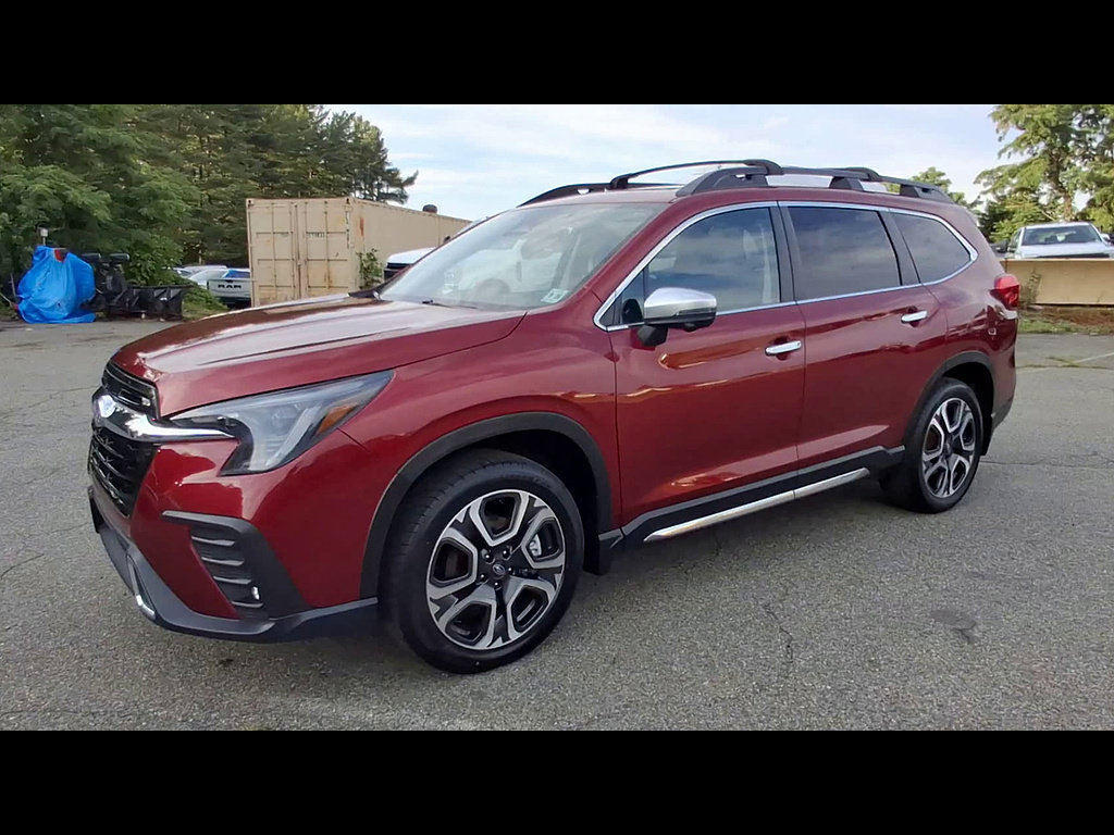 Used 2023 Subaru Ascent Touring AWD/4WD image 4