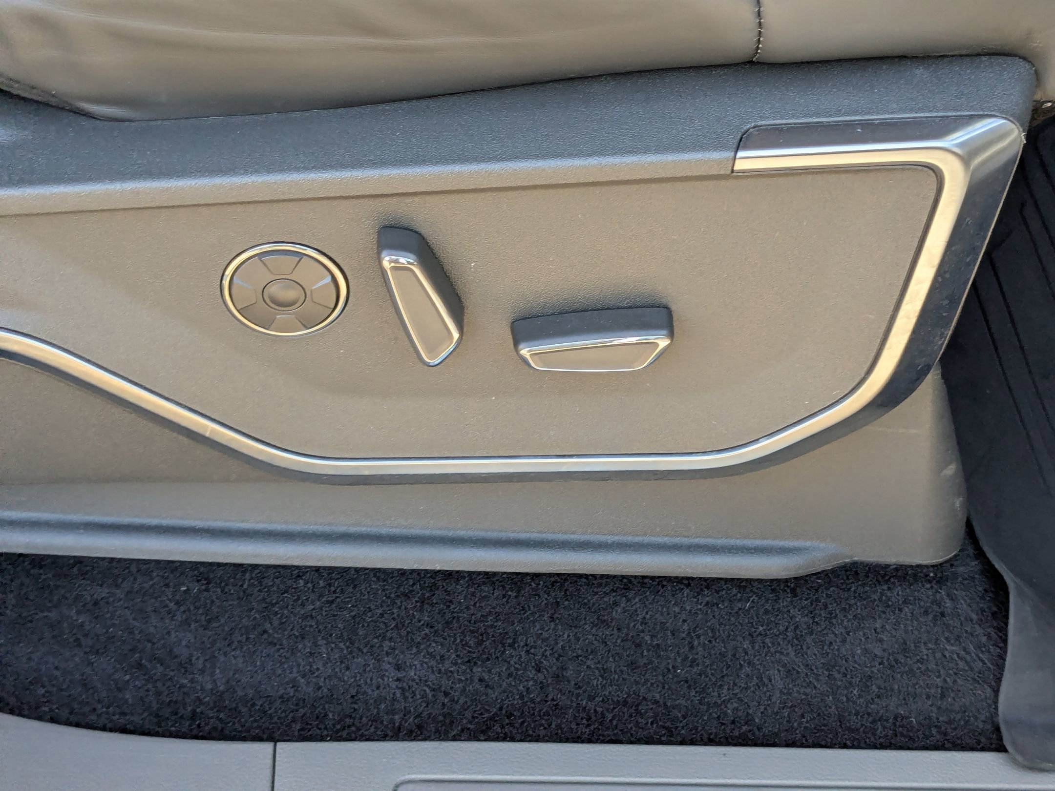 Certified 2024 Ford F150 Platinum w/ Equipment Group 703A Plus image 47