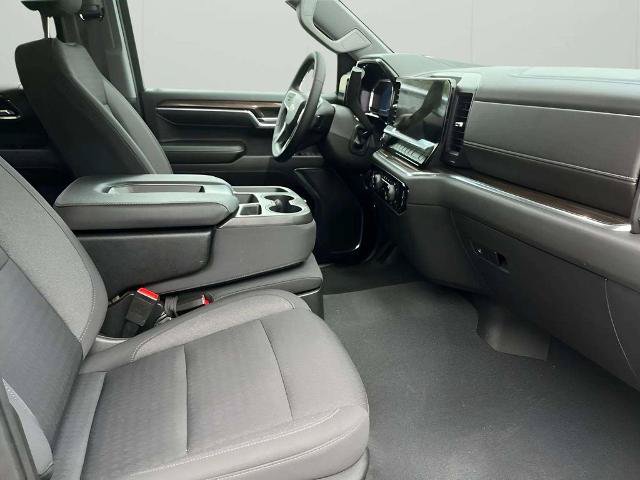 Used 2023 Chevrolet Silverado 1500 LT AWD/4WD image 9