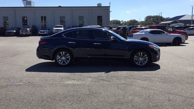 Used 2019 INFINITI Q70 Luxe image 6
