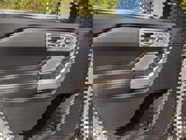 Certified 2022 Ford Explorer Limited w/ Limited Technology Package image 13