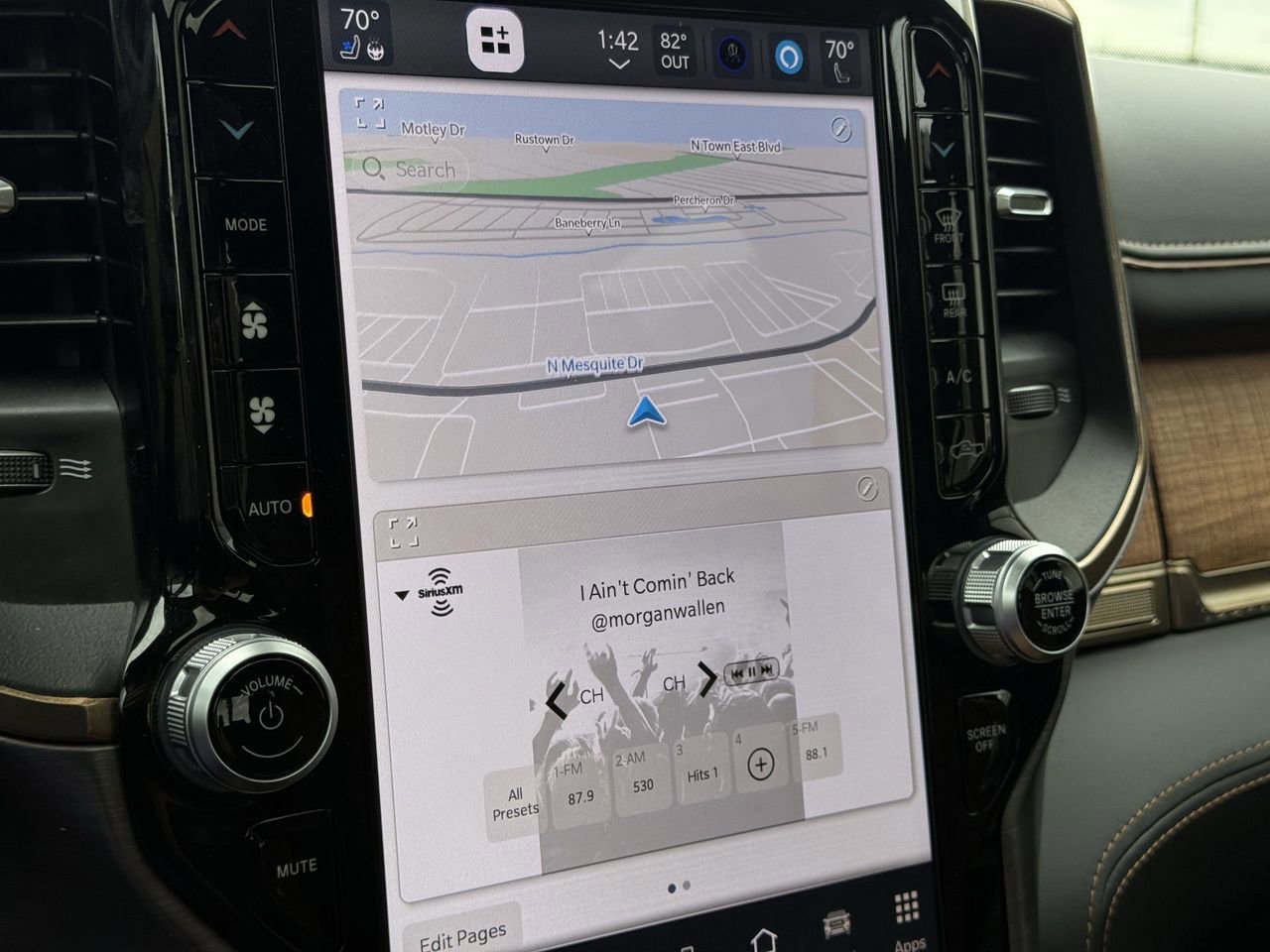 Used 2024 RAM 3500 Limited w/ Safety Group AWD/4WD image 18