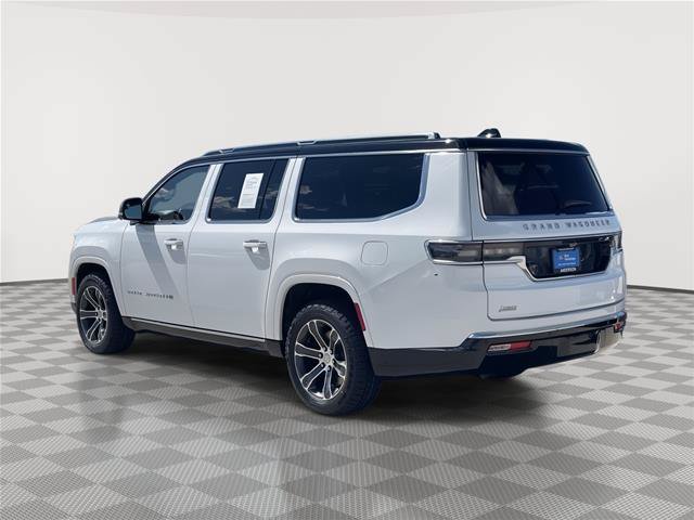 Used 2024 Jeep Grand Wagoneer L 4WD image 9