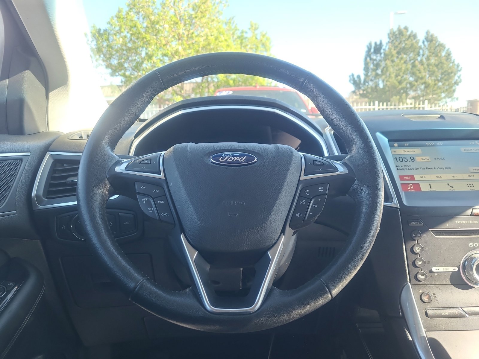Certified 2017 Ford Edge Titanium AWD/4WD image 9