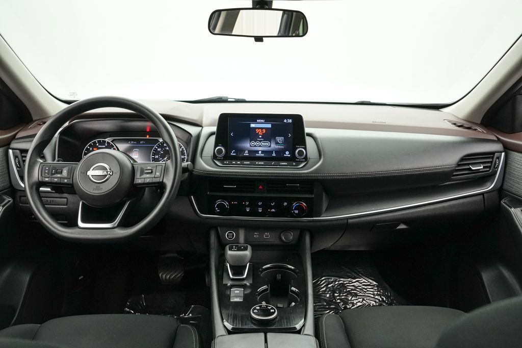 Used 2023 Nissan Rogue S AWD/4WD image 14