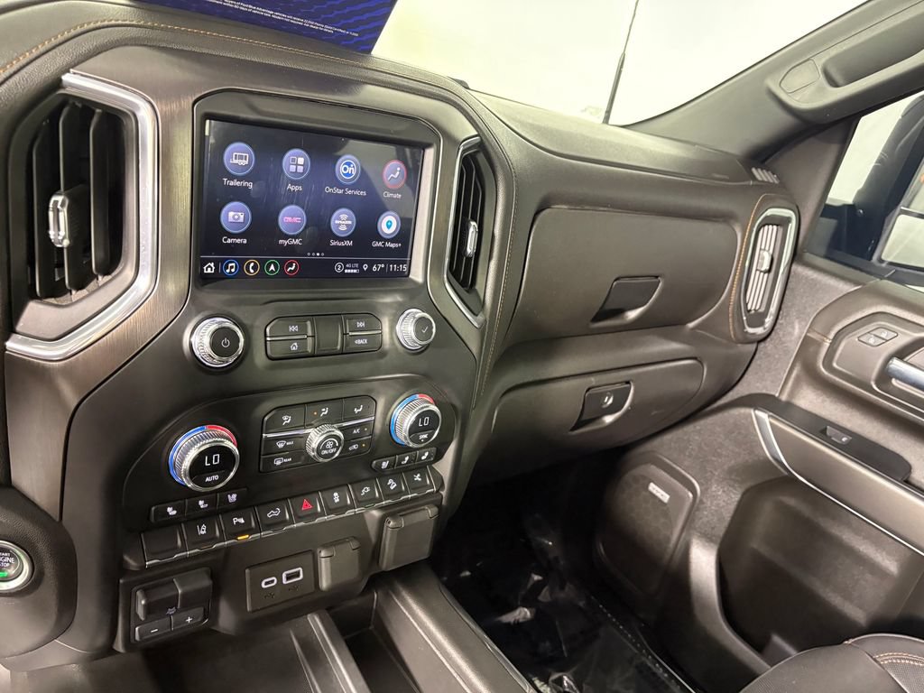 Used 2023 GMC Sierra 2500 AT4 w/ AT4 Preferred Package AWD/4WD image 17