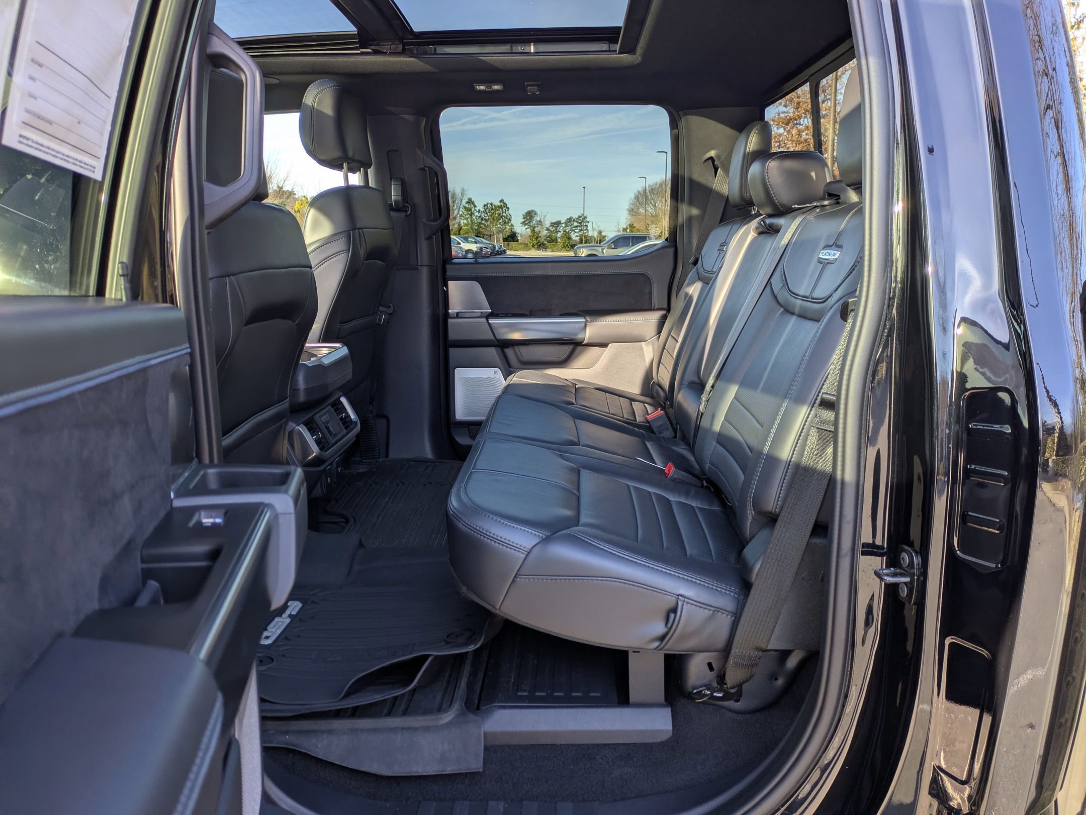 Certified 2025 Ford F150 Platinum w/ Equipment Group 702A High image 33