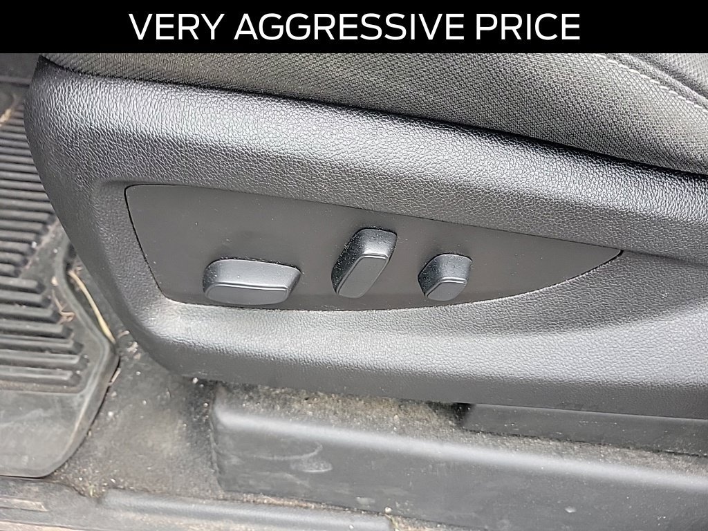 Used 2018 Chevrolet Silverado 1500 LT w/ All Star Edition AWD/4WD image 20