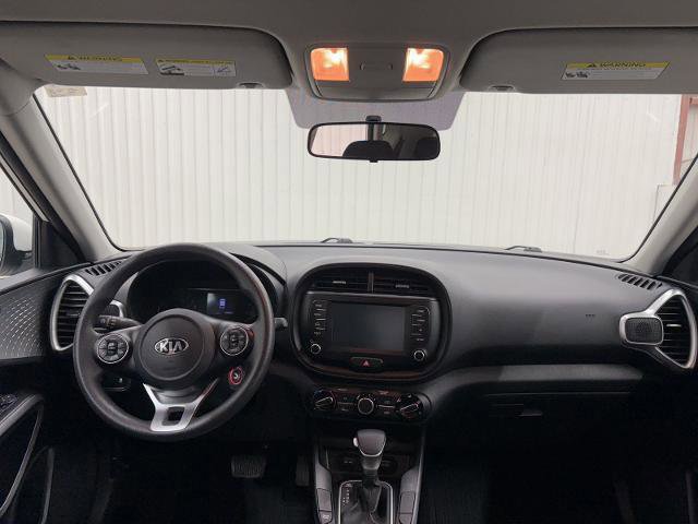 Used 2021 Kia Soul LX image 12