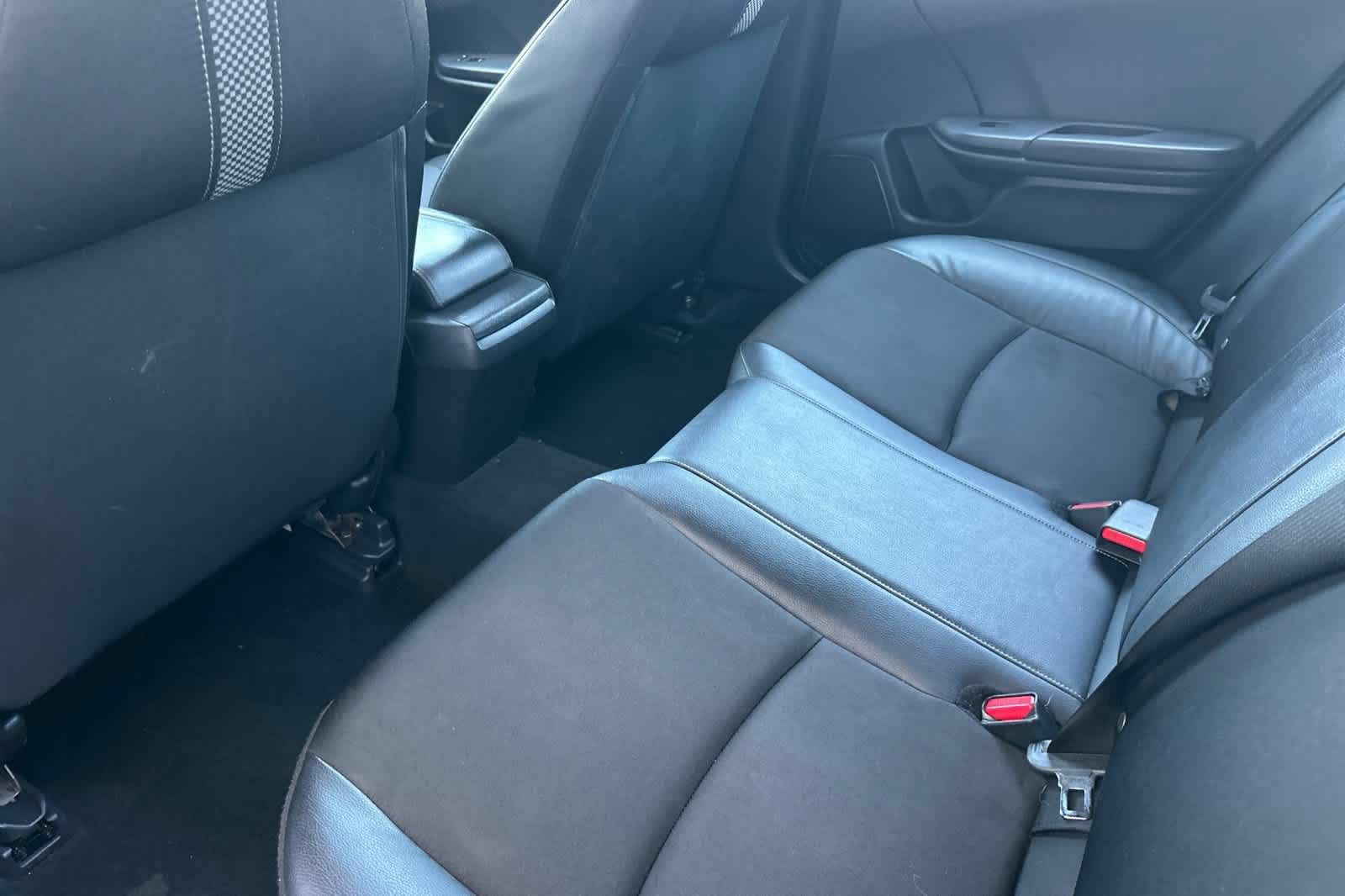 Used 2021 Honda Civic Sport image 4