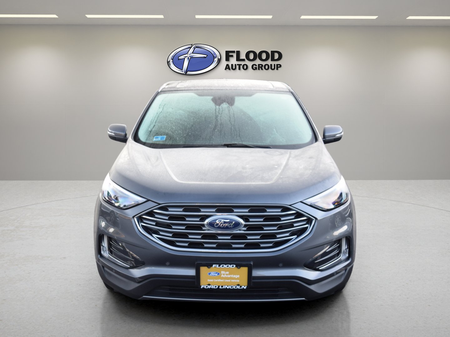 Certified 2023 Ford Edge Titanium AWD/4WD image 2