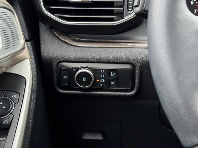 Certified 2023 Ford Explorer Limited w/ Limited Technology Package image 35