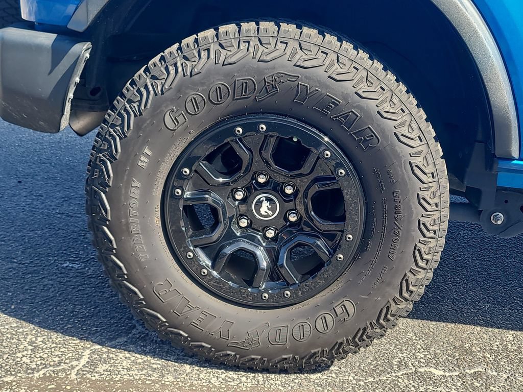 Certified 2023 Ford Bronco Wildtrak AWD/4WD image 5