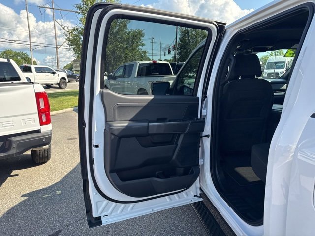 Certified 2023 Ford F150 XLT w/ Equipment Group 302A High image 11