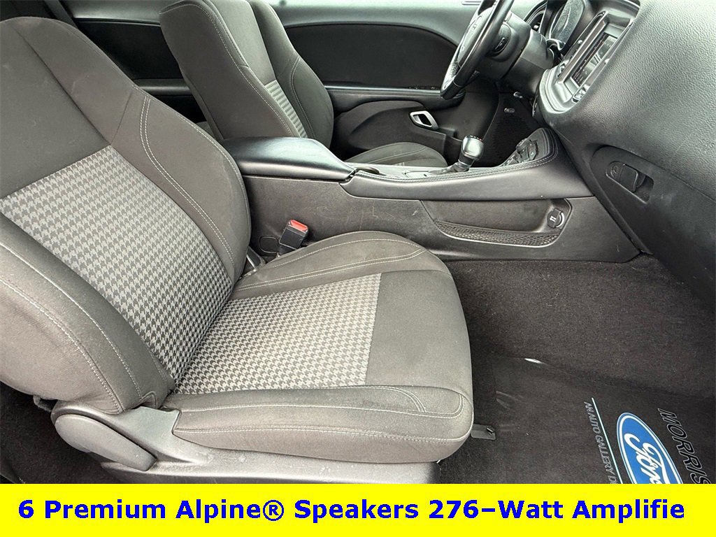 Used 2023 Dodge Challenger SXT image 10