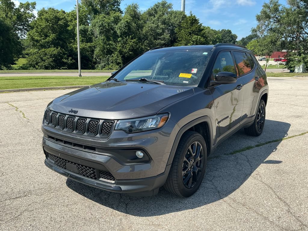 Used 2023 Jeep Compass Latitude