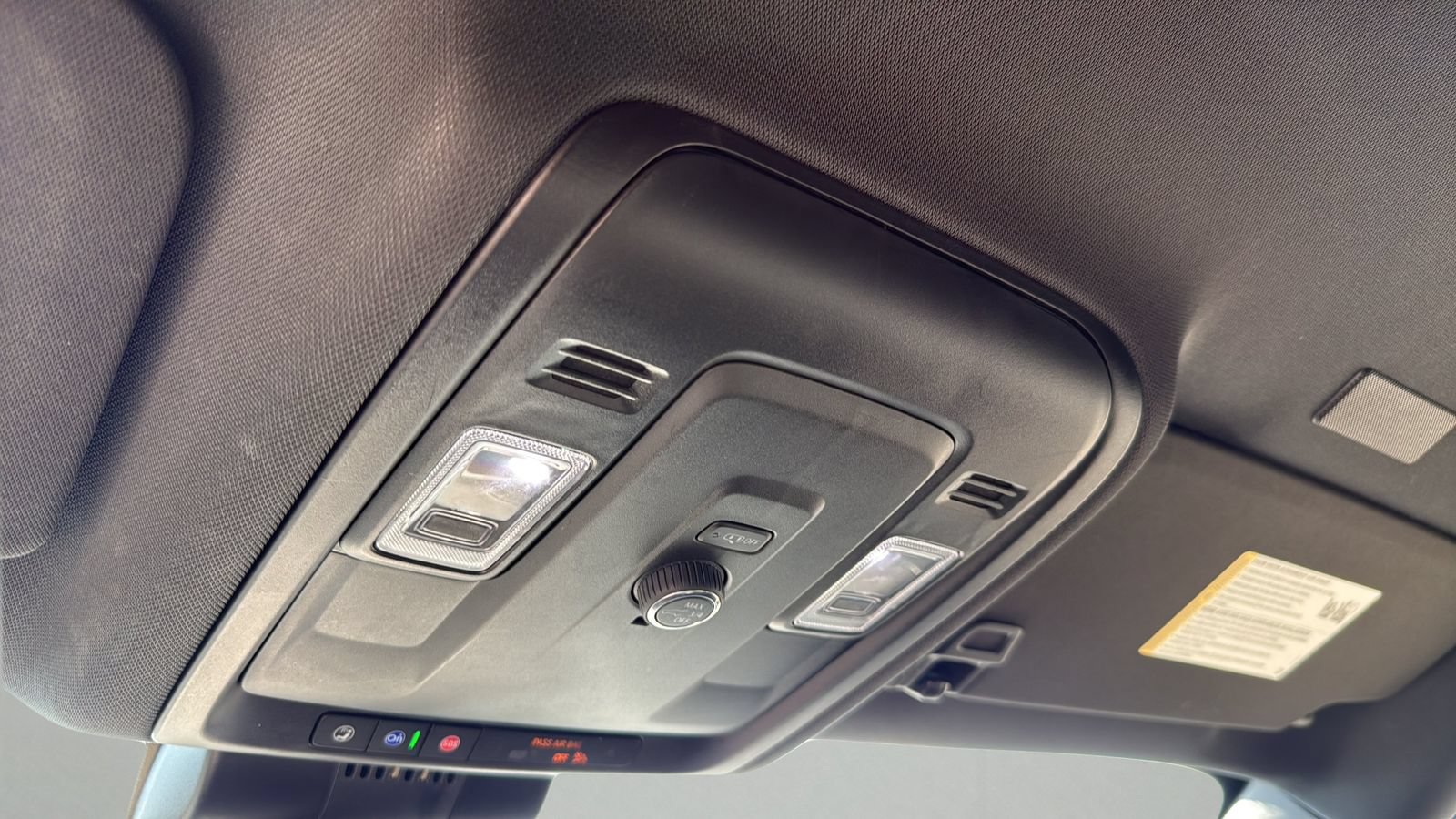 Used 2025 Chevrolet Tahoe LT RWD image 20