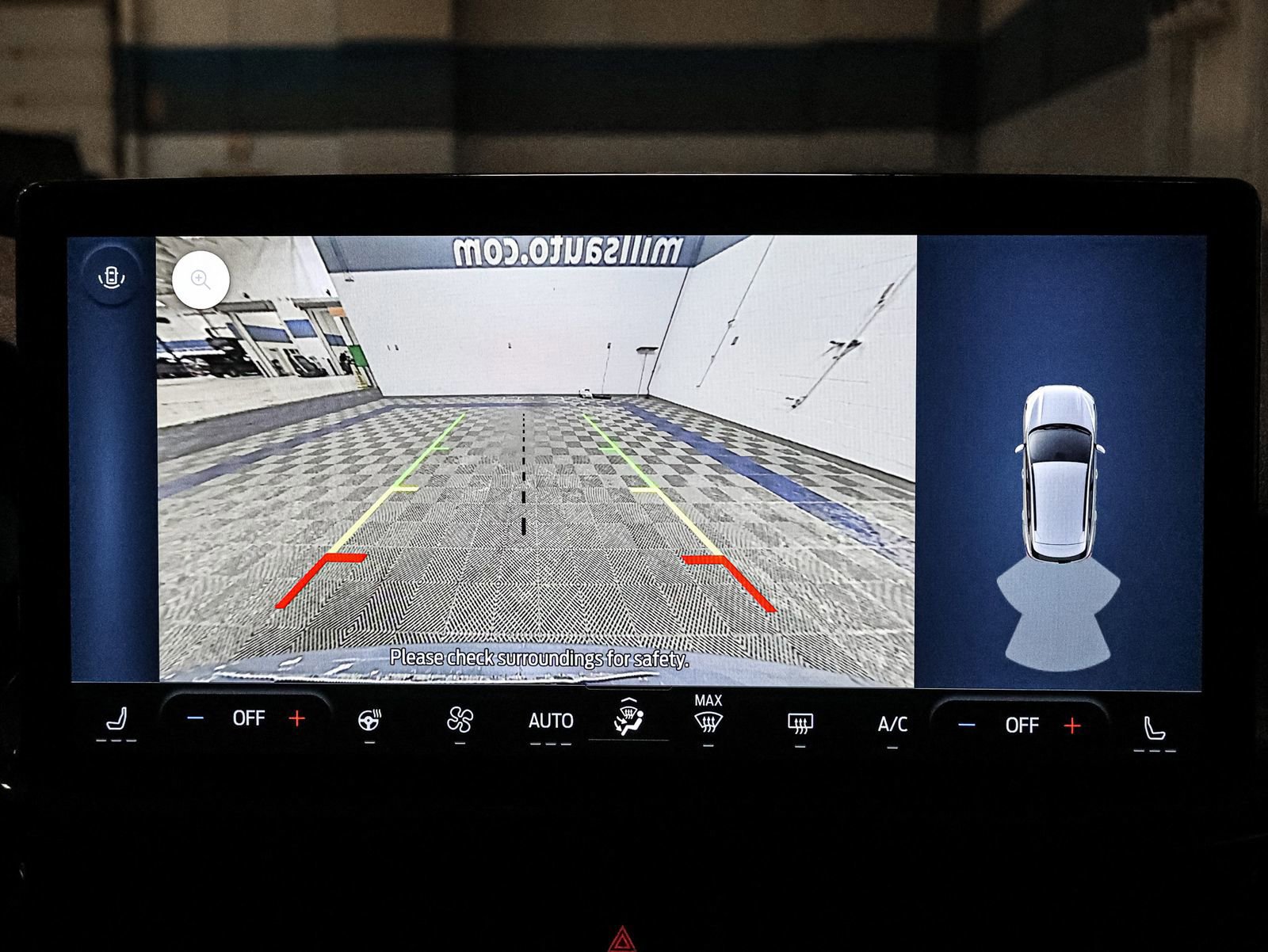 Certified 2025 Ford Escape ST-Line Elite image 41