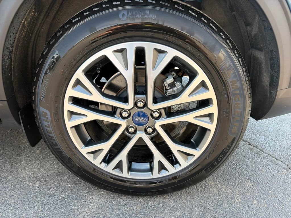 Certified 2020 Ford Escape SEL FWD image 52