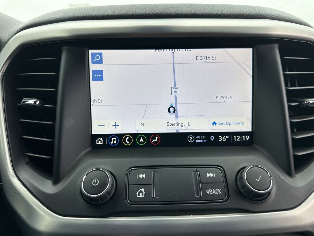 Used 2023 GMC Acadia SLT image 32