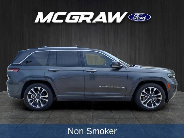 Used 2023 Jeep Grand Cherokee Overland image 4