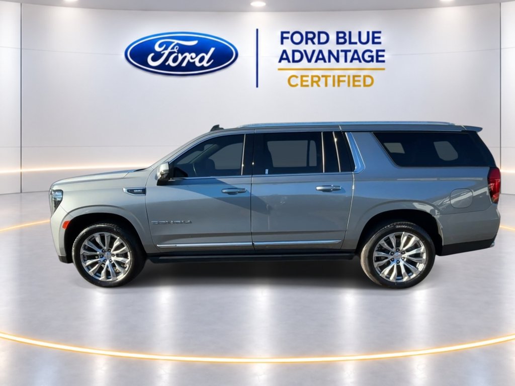 Used 2023 GMC Yukon XL Denali AWD/4WD image 6