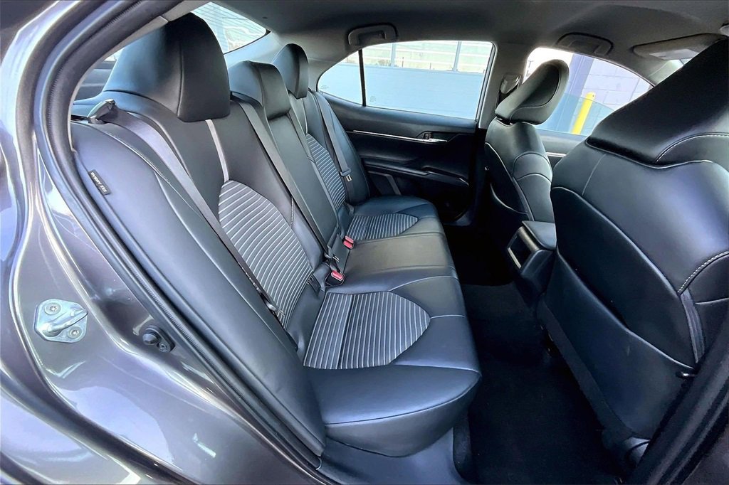Used 2023 Toyota Camry SE image 25