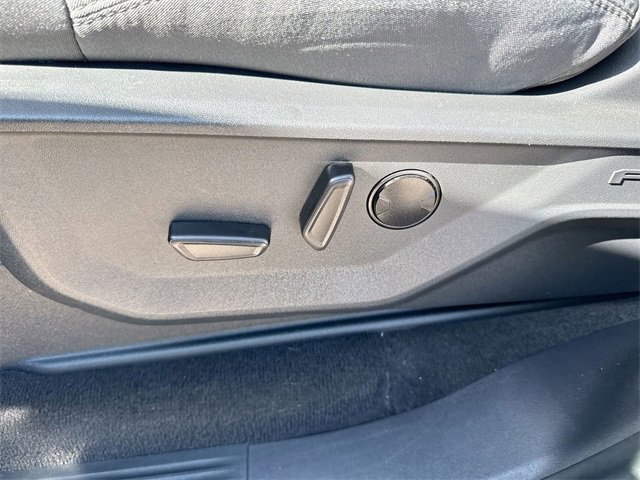 Certified 2025 Ford Expedition Active image 19