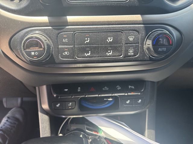 Used 2019 Chevrolet Colorado Z71 AWD/4WD image 24