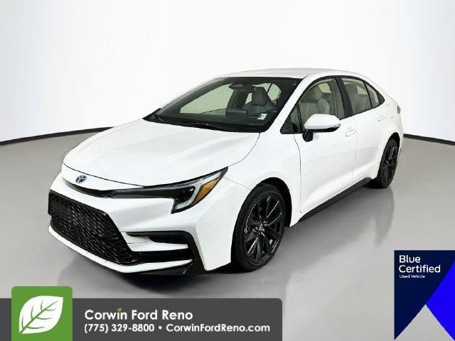 Used 2024 Toyota Corolla SE FWD image 3
