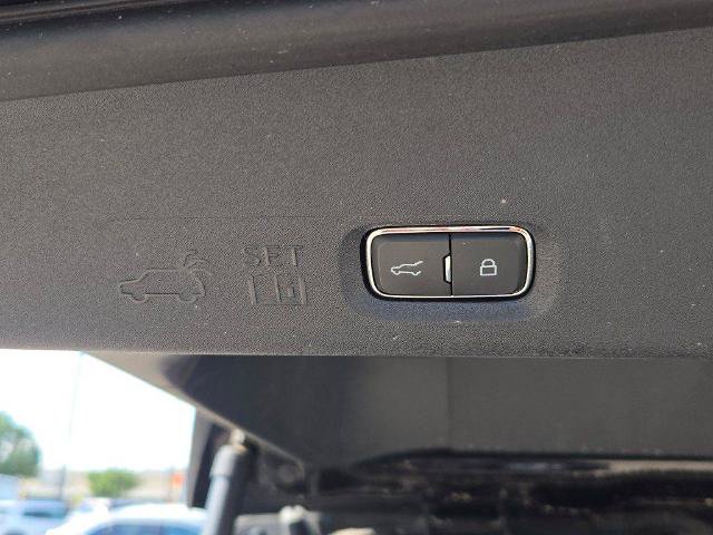 Certified 2025 Ford Expedition Platinum AWD/4WD image 18