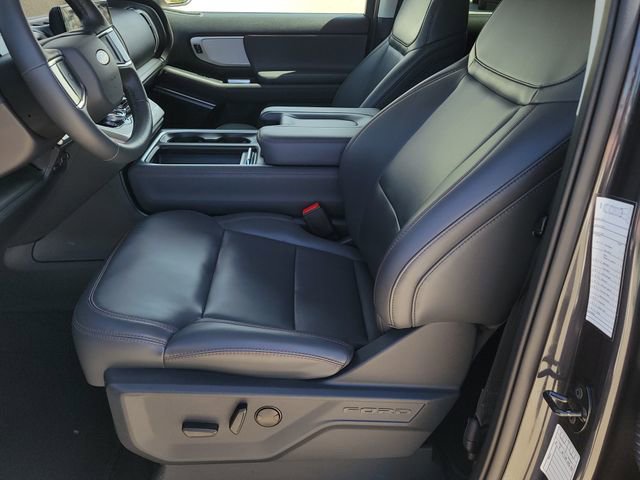 Certified 2025 Ford Expedition Max Active AWD/4WD image 6