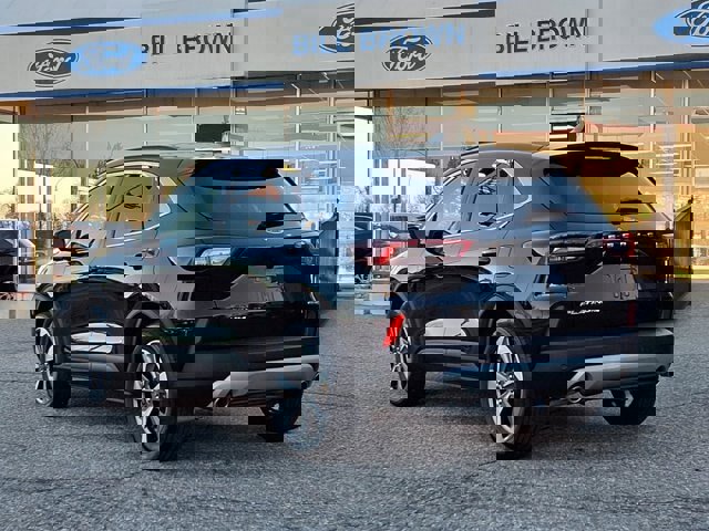 Certified 2024 Ford Escape Platinum image 3