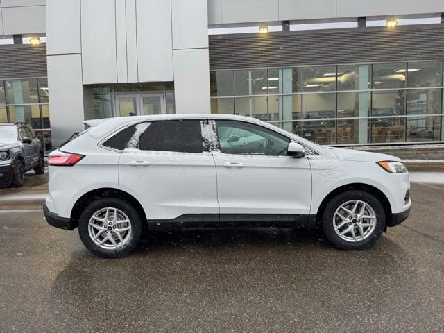 Certified 2023 Ford Edge SEL w/ Convenience Package image 4