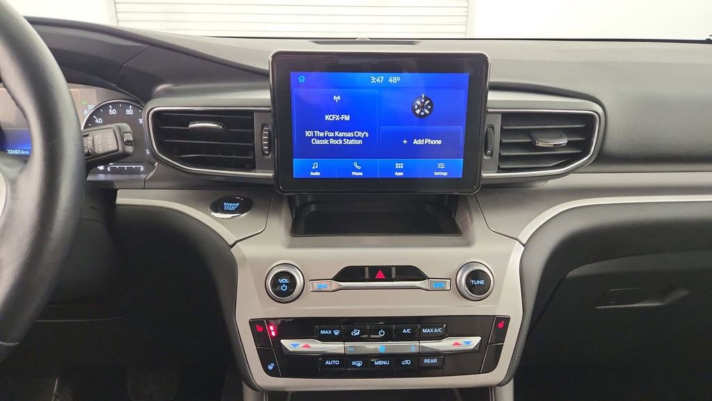 Certified 2022 Ford Explorer XLT w/ Equipment Group 202A image 14