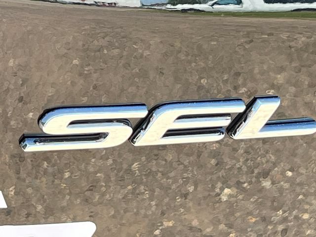 Certified 2023 Ford Edge SEL AWD/4WD image 2