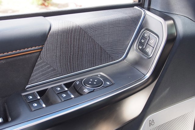 Certified 2023 Ford F150 Platinum w/ Equipment Group 701A High image 18