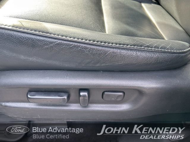 Used 2017 Honda Pilot Touring image 18