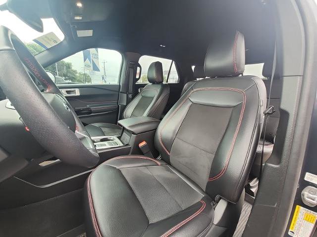 Certified 2023 Ford Explorer ST-Line w/ Class IV Trailer Tow Package image 11