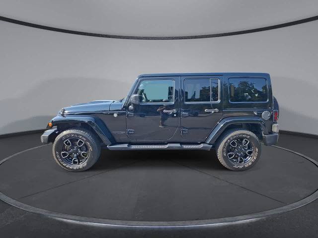 Used 2018 Jeep Wrangler Unlimited Sahara AWD/4WD image 5