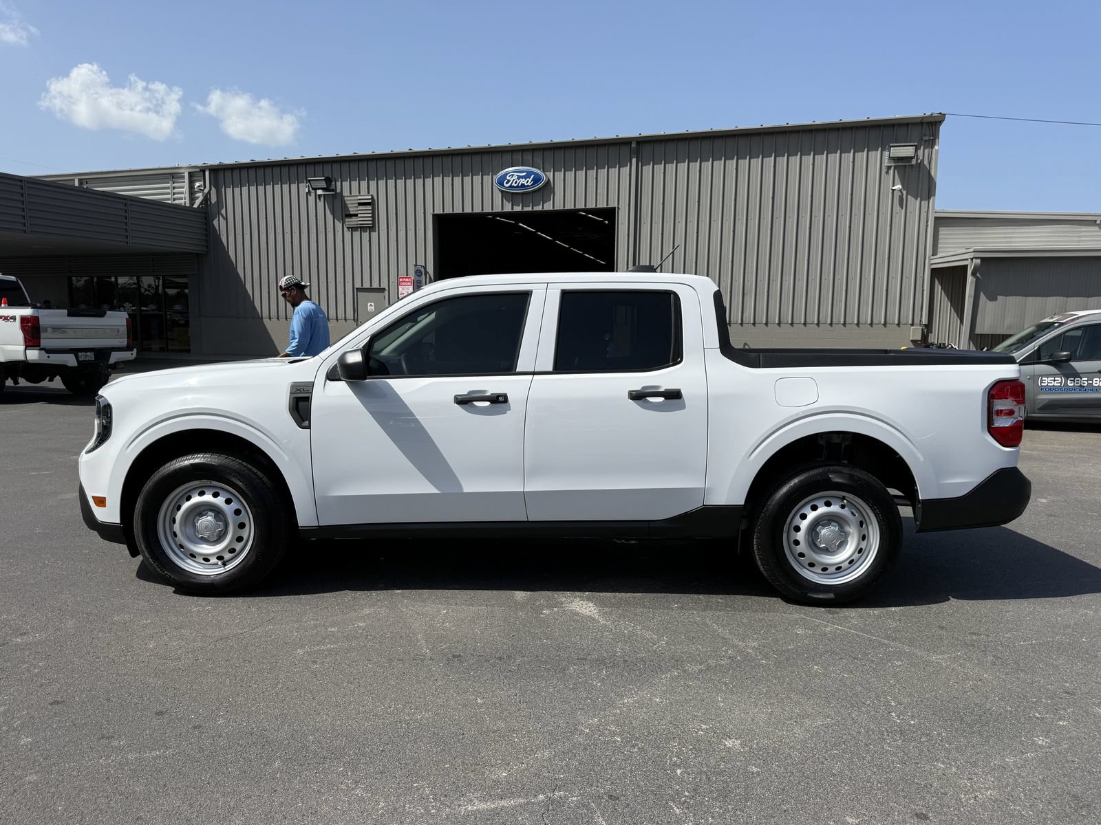 Certified 2025 Ford Maverick XL FWD image 8